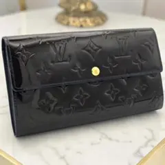 ルイヴィトン 長財布 ポルトフォイユ サラ ヴェルニ ブラック系 ネイビー