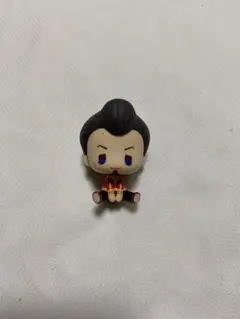 ツイステッドワンダーランド バルガス フィギュア