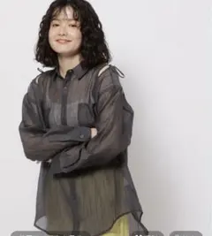 お値下げシアーシャツ♪niko and スリットシアーシャツ　フリーサイズ