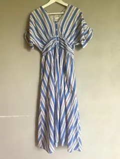 ヌキテパ♡ストライプ柄 半袖 ロングワンピース Vネック極美品 - メルカリ