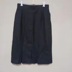 黒色　13号　スカート丈71cm　前後プリーツ入り　日本製