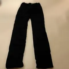 黒 ストレートレッグパンツ ボタン付き