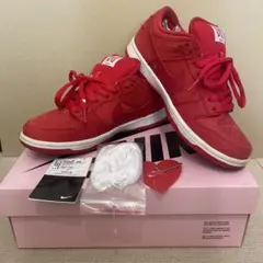 Nike SB Dunk Low Girls Don't Cry