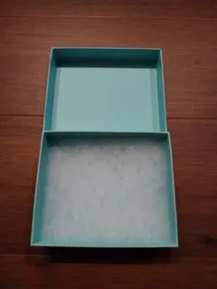 【美品】ティファニー ギフトボックス 空箱