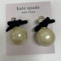 ⭐︎kate spade NEW YORK パール リボン ピアスのサムネイル
