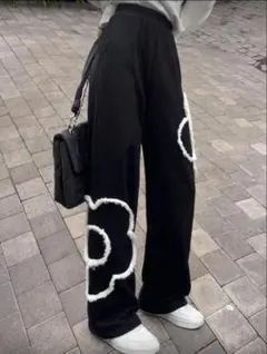 SHEIN 花柄ワイドパンツ　スウェットパンツ　L 裏起毛　ブラック　ラフ