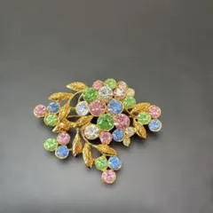 ハンドメイド　多色花モチーフブローチ