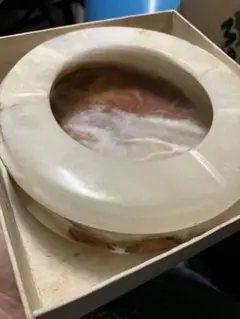 Item thumbnail for item 09800556-ab3f-4189-92e6-9e1c5df88dd4