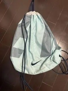Nike ドローストリングバッグ 水色