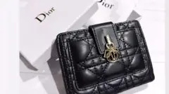 Dior カナージュ 二つ折り財布 ブラックのサムネイル