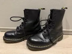 Dr. Martens 1460 8ホールブーツ ブラック UK4