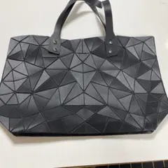 幾何学模様 ブラック トートバッグ　幅43 高さ27.5 底まち12