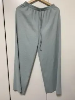 レディース　フレアパンツ
