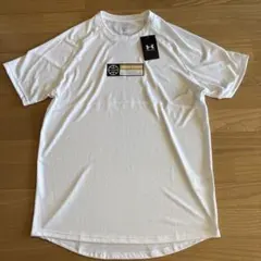 新品タグ付　UNDER ARMOUR バスケ　Tシャツ　白　アンダーアーマー