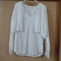 FRIFUL☆ホワイト Vネック フリル長袖シャツ