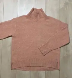 ユニクロ　スフレヤーン　ハイネックセーター　S