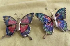 蝶のグリッターブローチ2個セット
