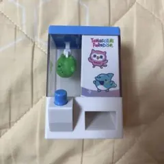 たまごっち Push！がクセになるクレーンゲーム風コインケース くちぱっち