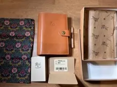 イルビゾンテ 手帳カバー リバティ柄