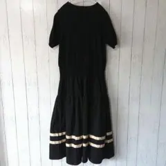 TRUBE ニットワンピース 半袖 ブラック