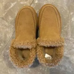 BEARPAW ベージュ ムートンブーツのサムネイル