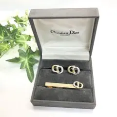 美品【TIFFANY&Co.】クロス　ステッチ　ピアス　片耳　502 美品【TIFFANY&Co.】クロス ステッチ ピアス 片耳 502 - メルカリ
