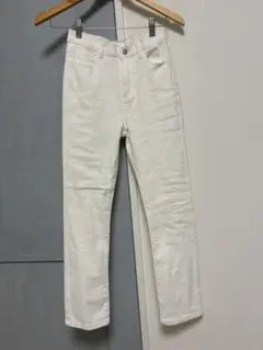 DHOLIC ディーホリック ホワイト スリムフィット デニムパンツ