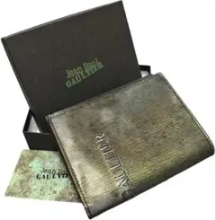 ✨新品未使用✨ジャンポールゴルチエ 財布 二つ折り がま口 Vサイバー 玉虫 ジャンポールゴルチエ Jean Paul GAULTIER 二つ折り財布