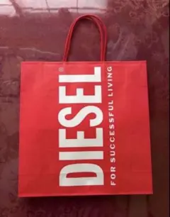 DIESEL 赤 ロゴ入り紙袋　ショッパーのサムネイル