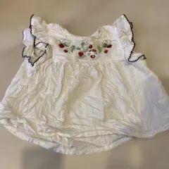 petit main いちご刺繍フリルシャツ 80 キティ