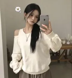 amood ワンオフショルダー