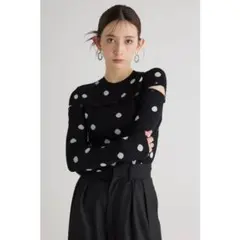 【新品】rienda リエンダ　ケープボタンデザイン Knit TOPのサムネイル