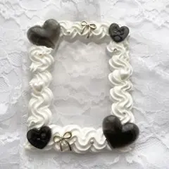 【格安】トレカケース　ホイップデコ　ハート リボン　 ブラック