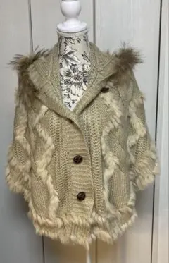 美品je crois soiジュクロイスソワ ファー付ニットケープ