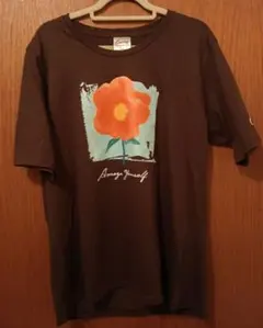 カーブス Tシャツ ブラウン 花柄 Mのサムネイル