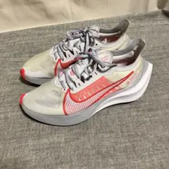 NIKE ZOOM GRAVITY ナイキ ズームグラビティ スニーカー24.0
