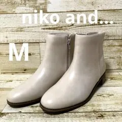 niko and… ショートブーツアイボリー 低反発 タグ付き未使用　Mのサムネイル