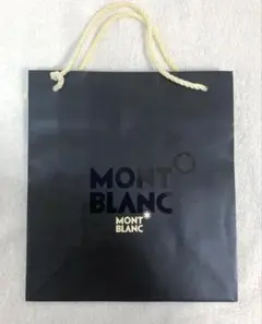 MONTBLANC 黒いショッピングバッグ　ショップ袋　紙袋　ショッパーのサムネイル