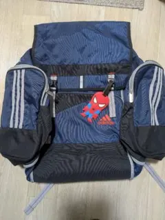 adidas アディダス 大容量 リュックサック　 林間学校　修学旅行