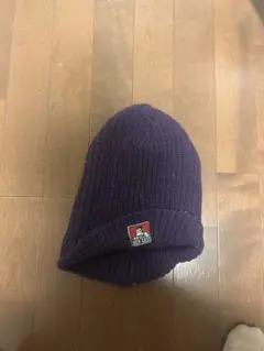 紫 ニット帽 ロゴ付き