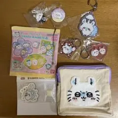 モモンガ　アクリルキーホルダー　ポーチ　くら寿司　ガチャガチャ　キャラマグネッツ