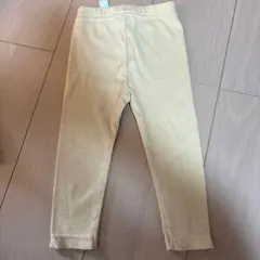 クリーム色レギンス