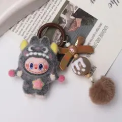 ラブブキャラクターキーホルダー グレー