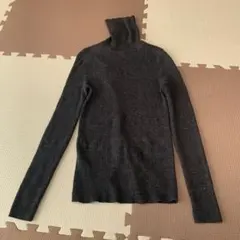 ユニクロ　メリノウール　ダークグレー　リブ　タートルネック　セーター　M