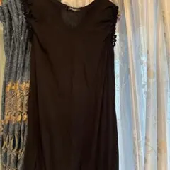 zucca❣️黒 Vネック ノースリーブ チュニックのサムネイル