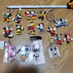 ディズニー　ミッキー　ミニー　ドナルドダック等　キーホルダー　フィギュア　レトロ