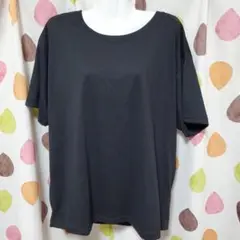 大きめ新品タグ付き。半袖シャツ3L
