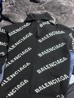 BALENCIAGA マルチランゲージロゴ ブラック ニットマフラー - メルカリ