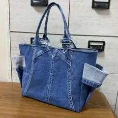 デニムリメイク⭐︎オーバーオール⭐︎ハンドバッグ⭐︎デニムバッグ⭐︎トート⭐︎ハンドバッグ