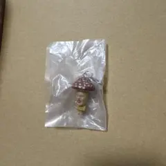 こびとづかん めじるしマスコット ベニキノコビト